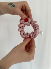 MINI Saténová scrunchie - BABY PINK