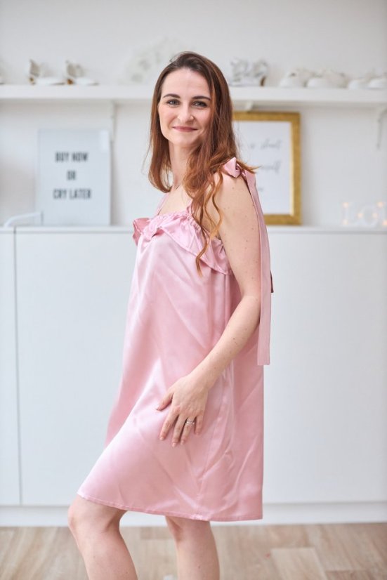 THE BIG DAY KIT - Barva košilky: Růžová , Barva scrunchie: Bílá, Velikost košilky: L, Potisk skleničky: ,,Jeden ptáček na celý život"