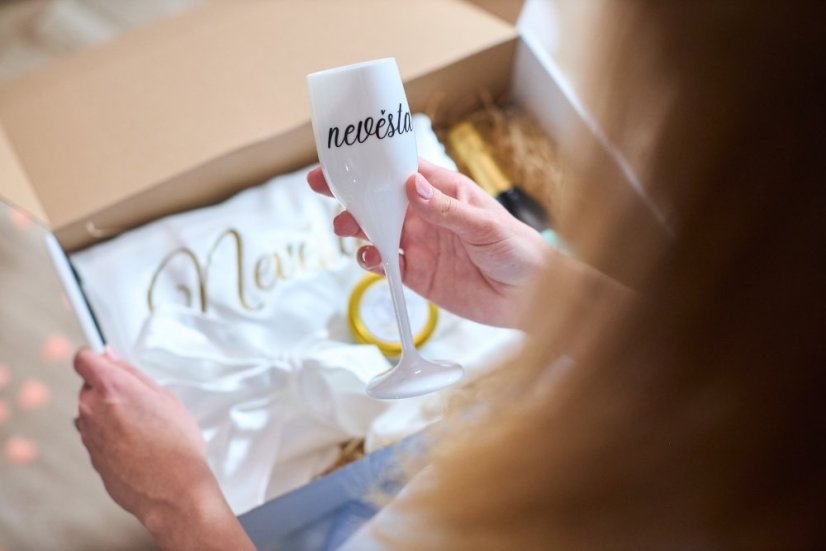 Goodbye Miss Box - Barva župánku: Mintová, Velikost župánku: UNI, Potisk skleničky: ,,Jeden ptáček na celý život"