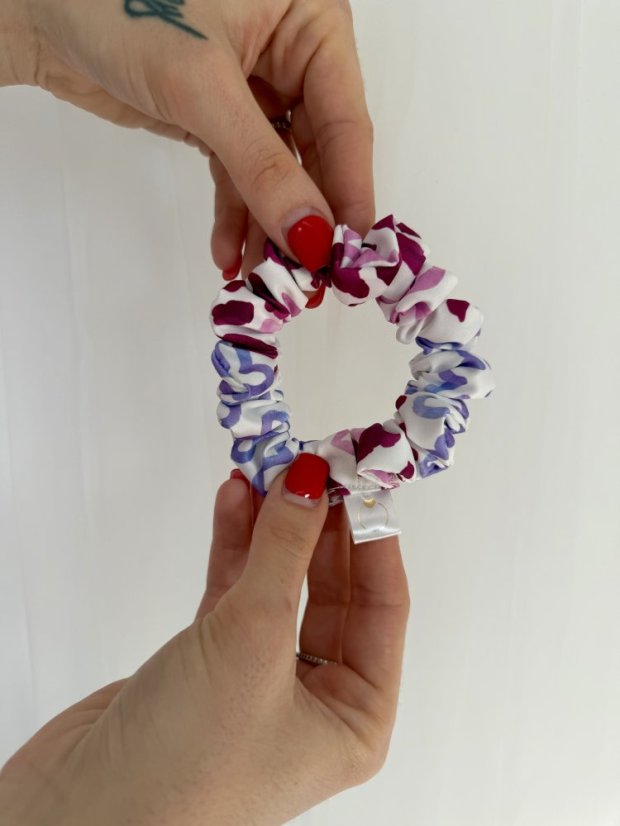 MINI Saténová scrunchie - FLOWERS