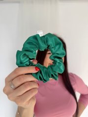 Saténová scrunchie KLASIK - EMERALD